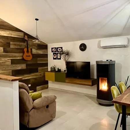 Apartment La Mansarda